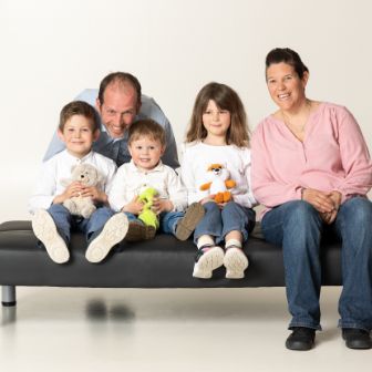 Bodenacherhof_Arnold_neues Familienfoto