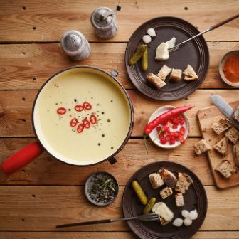 Stories_es-darf-wieder-geschmolzen-werden_fondue_text-image