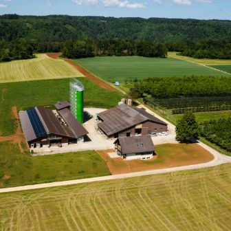 Milchwirtschaftsbetrieb Dommen_Dommen_Wittnau_Drohne