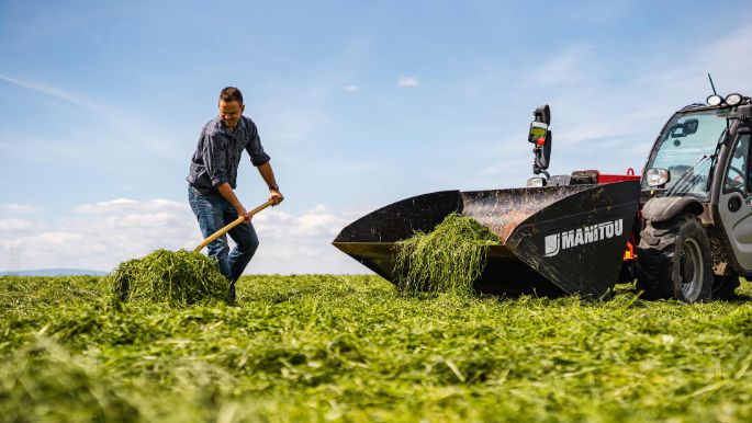 Raeberhof_Sommer_Ufhusen_Arbeit