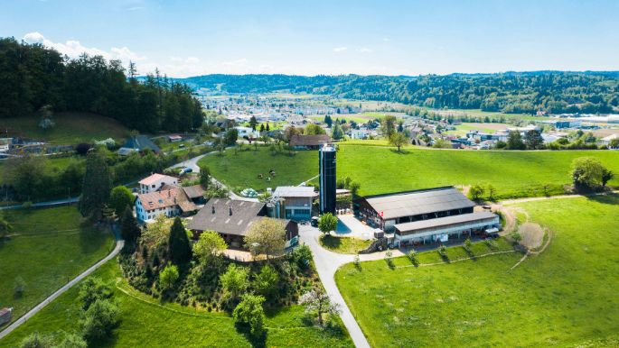 Hof_Lüscher_Lüscher_Muhen_Drohne