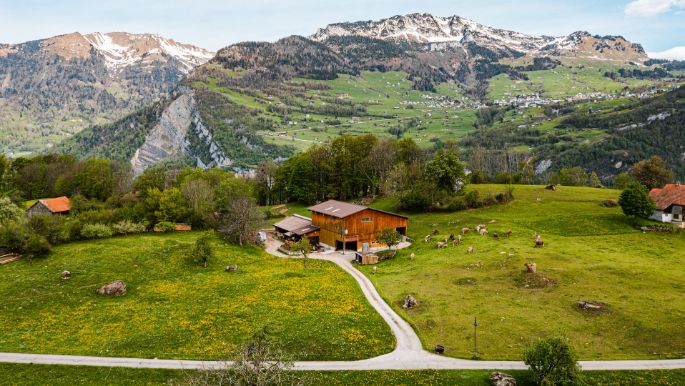 Hof Alter_Kamm_Filzbach_Drohne-2