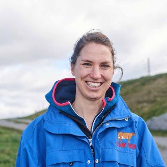 Sonnenhof Burger, Anna und Lukas Burger, Rudolfstetten_Portrait Anna