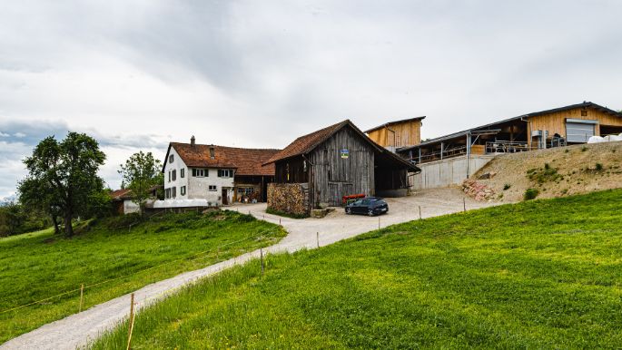 Familienhof-Trueb_Trueb_Maur_Hof