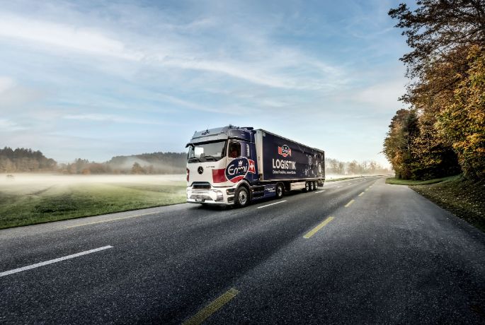 Emmi_e-Actros_04