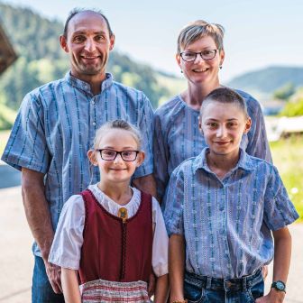 Hof_Zaugg_Zaugg_Schafhausen_i.E_Familie