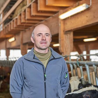 Hinterhaus, Markus Schneider, Bolligen_Portrait