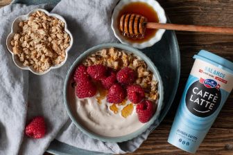 Vanilla Latte Smoothie Bowl-0113_Stage