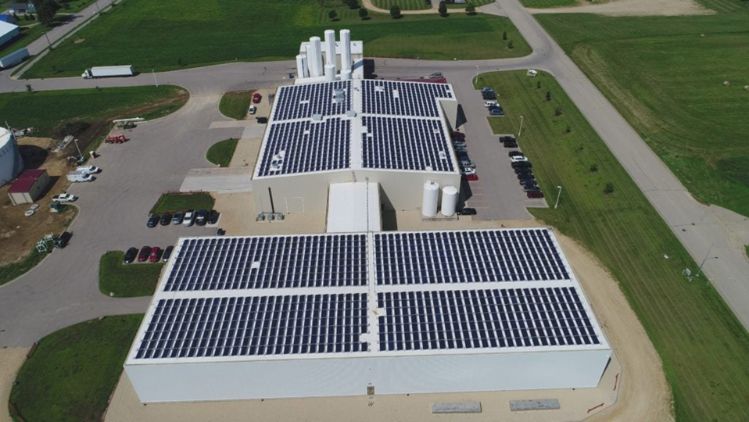 nachhaltigkeit-in-platteville-geht-die-sonne-auf-stage