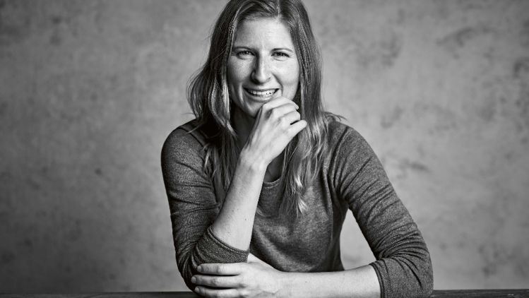 stories-employee-development-nicole-benninger-stage-view