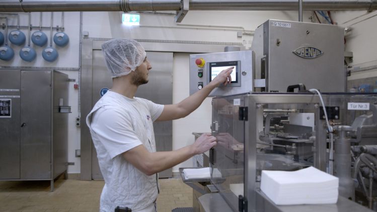 Mitarbeitende-erzaehlen-yusuf-stage