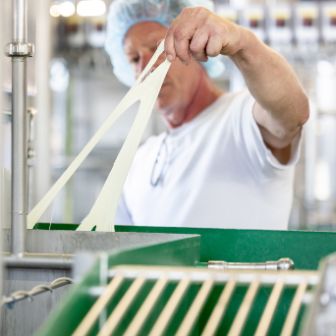 stories-frischkaeseproduktion-dagmersellen-text-image-01