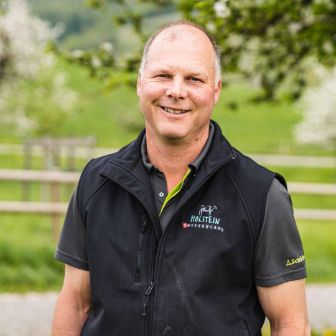 Bächlihof_Käser_Oberflachs_Portrait