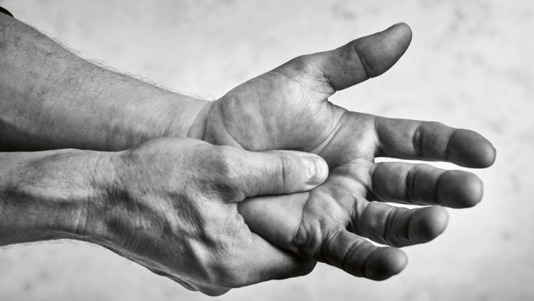 stories-people-development-jakob-furrer-hands-stage