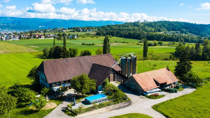 Im_Hof_Gnägi_Bellmund_Drohne