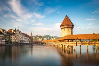 luzerner-kappelbruecke-stage-simple