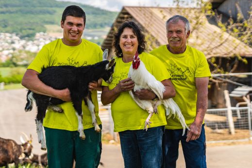 stories-lernort-familie-pfefferli-teaster-m