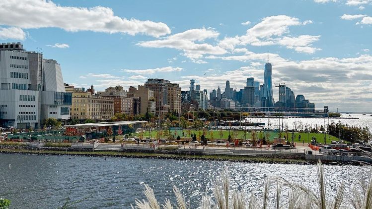 stories-entwicklungsgeschichte-adriana-wey-stage